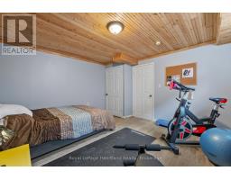 9 PARKHAVEN CRESCENT - 31