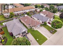 9 PARKHAVEN CRESCENT - 41
