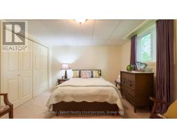 386 TEMPLETON STREET - 36