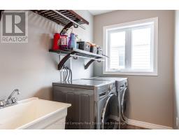 13 BROWN STREET - 23