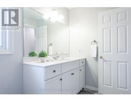 37 DINGMAN PLACE - 21