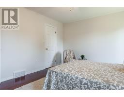 37 DINGMAN PLACE - 23