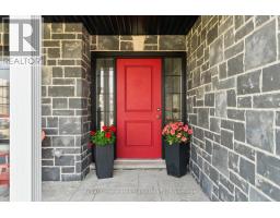 97 FORBES CRESCENT - 11