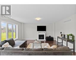 97 FORBES CRESCENT - 26