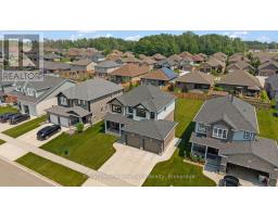 97 FORBES CRESCENT - 4
