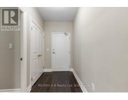 112 - 255 JOHN STREET N - 5