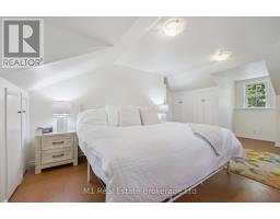 13 MAPLE STREET - 22