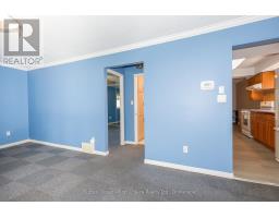 39 PORTIA BOULEVARD - 13