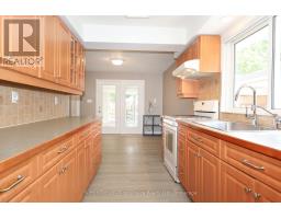 39 PORTIA BOULEVARD - 14