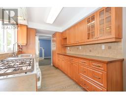 39 PORTIA BOULEVARD - 16