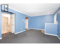 39 PORTIA BOULEVARD - 9