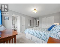 227 VALMONT COURT - 30