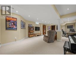 227 VALMONT COURT - 35
