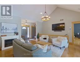 11 DUCHARME CRESCENT - 5