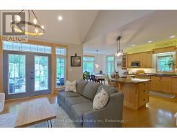 11 DUCHARME CRESCENT - 7