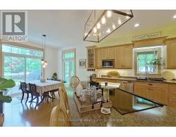 11 DUCHARME CRESCENT - 8