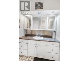 9A HAMPTON STREET - 35