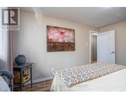 302 ROSS AVENUE - 18