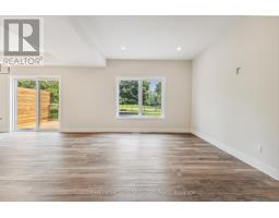 3 - 165 EGAN AVENUE E - 18