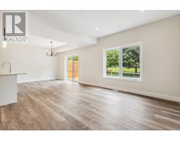 3 - 165 EGAN AVENUE E - 22