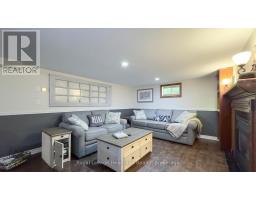 14 CENTRE STREET - 33