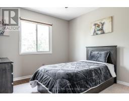 25 HYDE ROAD - 29