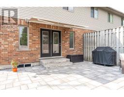 25 HYDE ROAD - 43