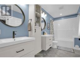 143 ALBERT STREET - 32