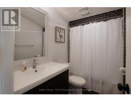 106 MATILDA STREET - 25