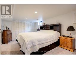 58 NORMANDY DRIVE - 29