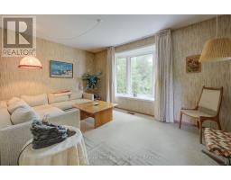55 DREGER AVENUE - 10