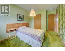 55 DREGER AVENUE - 14
