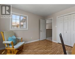 83 BELL COURT - 18