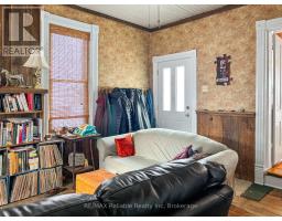 293 DRUMMOND STREET - 21