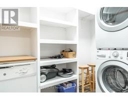 23 - 300 JOHN STREET S - 12