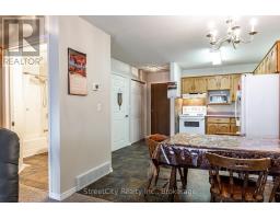 23 - 300 JOHN STREET S - 14