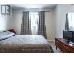 23 - 300 JOHN STREET S - 16