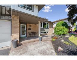 22 OWEN AVENUE - 2