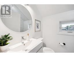 68 SPRUCE STREET - 12