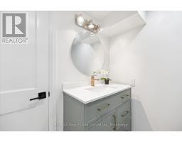 68 SPRUCE STREET - 17