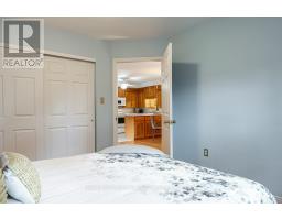 61 - 300 JOHN STREET S - 14