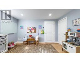 43 WIDDER STREET W - 28