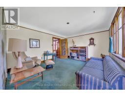 8 MARY STREET - 11