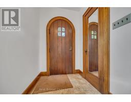 8 MARY STREET - 4
