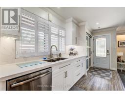 36 ANTHONY PLACE - 18