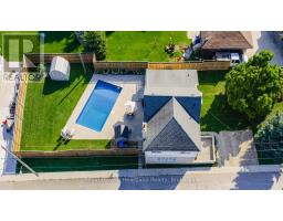 5 WILLIAM DRIVE - 2