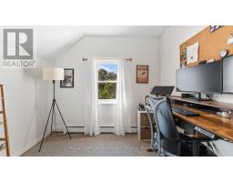 5 WILLIAM DRIVE - 25