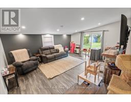 138 ASH STREET - 19