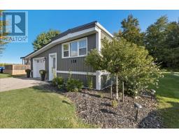 138 ASH STREET - 29