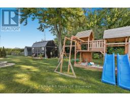 138 ASH STREET - 32